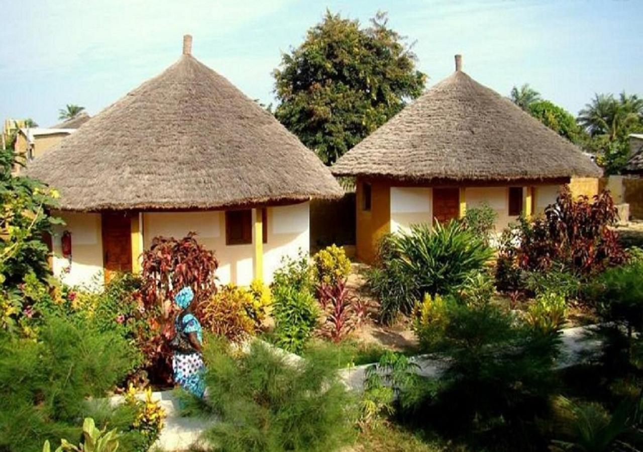 Отель Le Petit Quartier "Chez Amanthia" Кап Скиррен Экстерьер фото